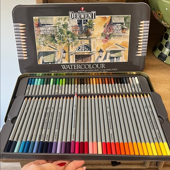 Derwent Other - Rexel Derwent Watercolour 72 Pencils
in 2 layer Metal Case
Made in England